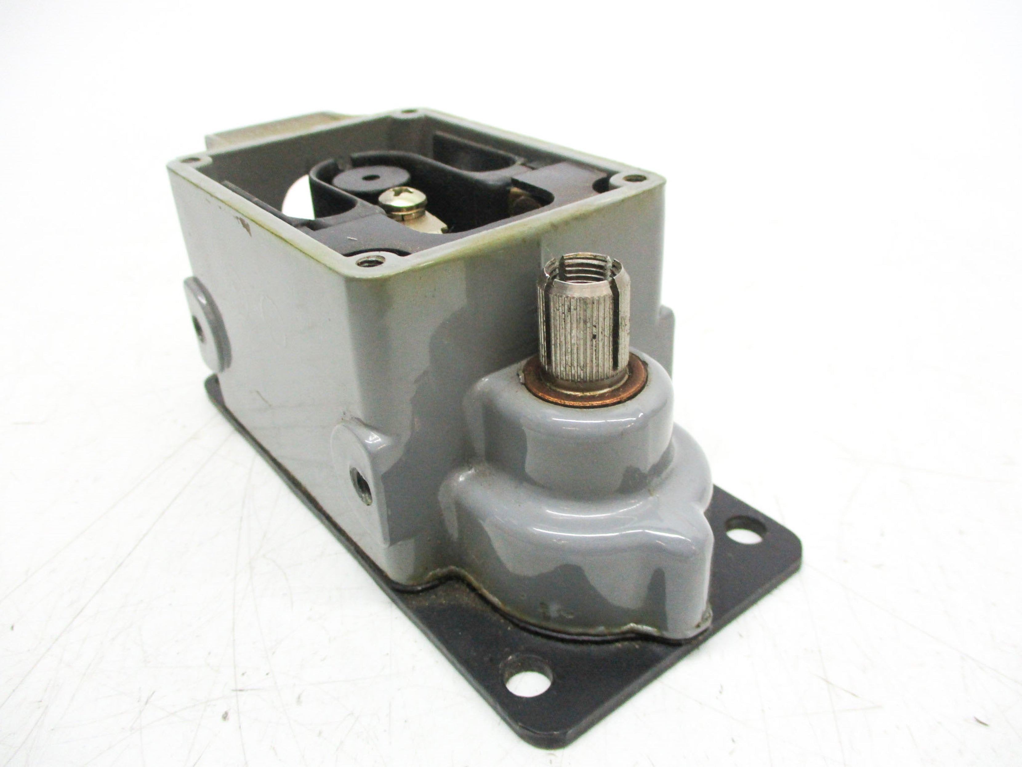 NAMCO EA080-12100 (AS PICTURED) UNMP