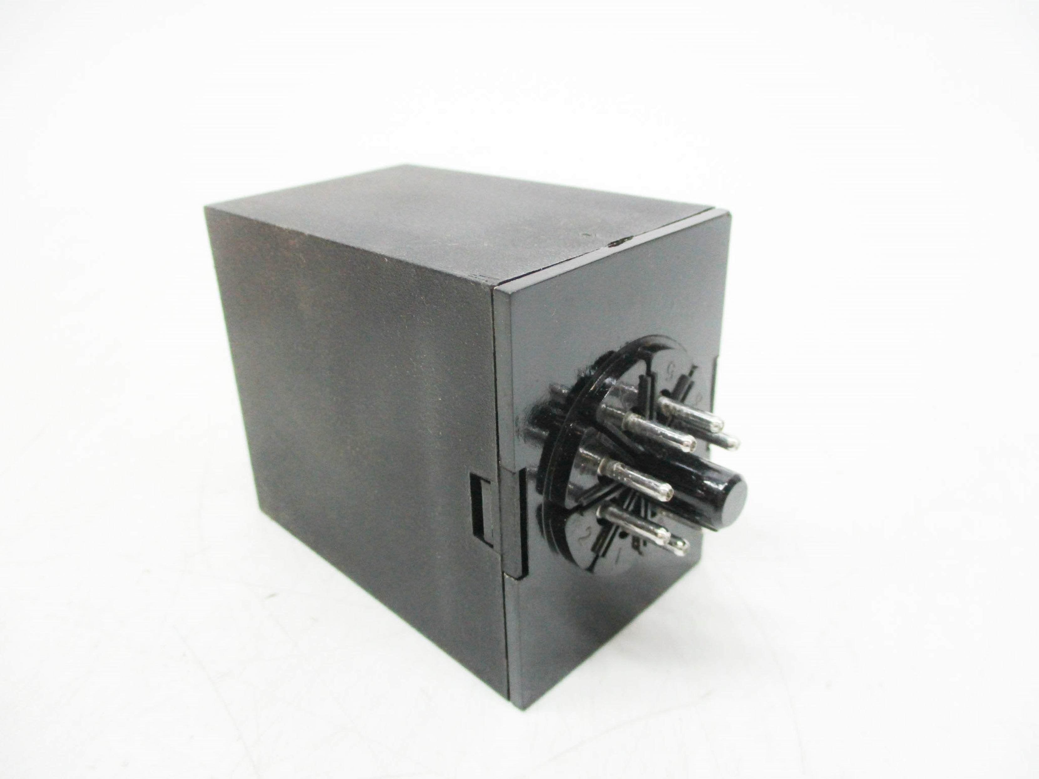 ABB TRM120A2Z2 0.5-2.0SECONDS 120VAC NSMP