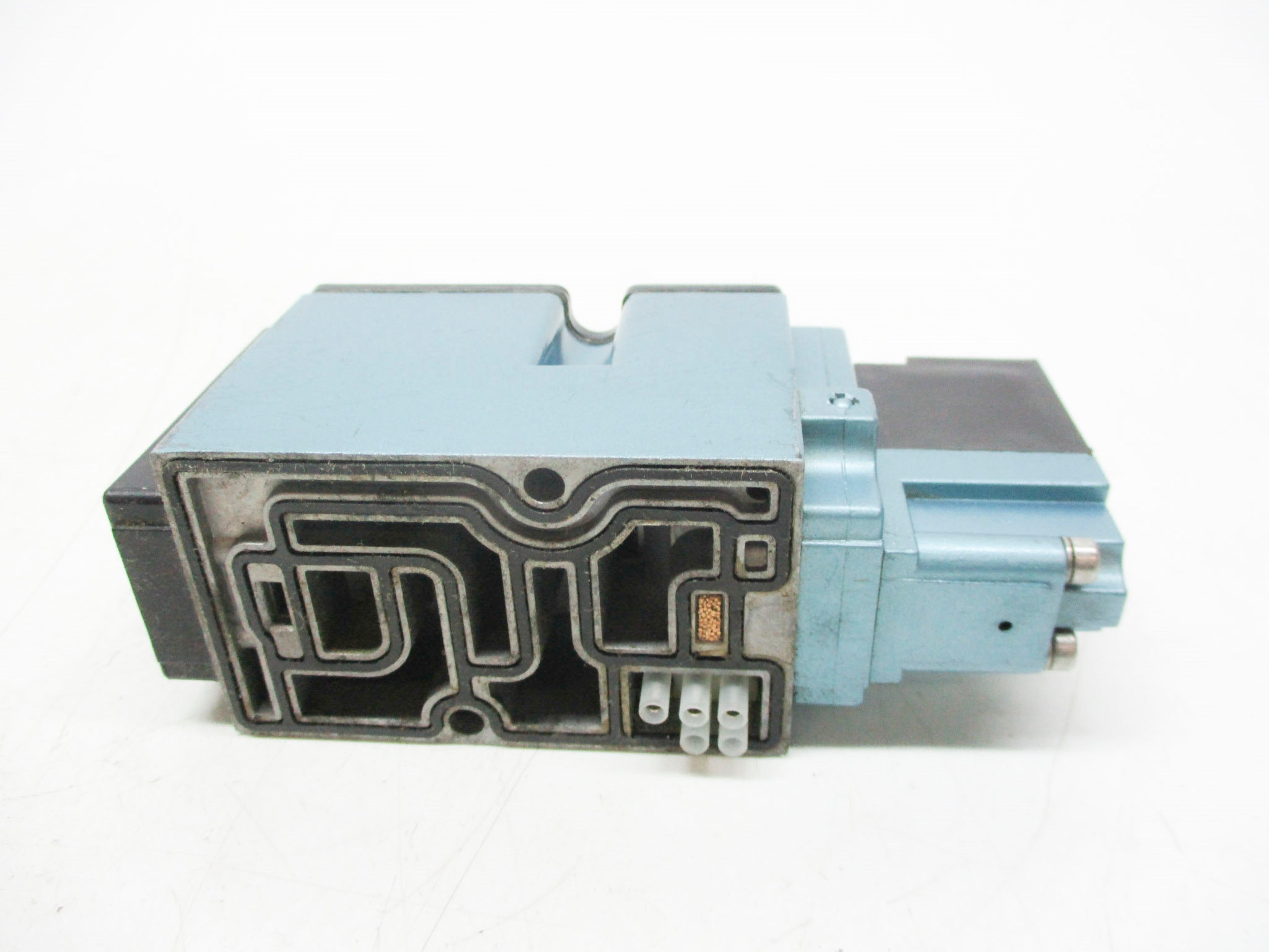 MAC 82A-AC-000-TM-DDAP-1DA 24VDC 160PSI UNMP