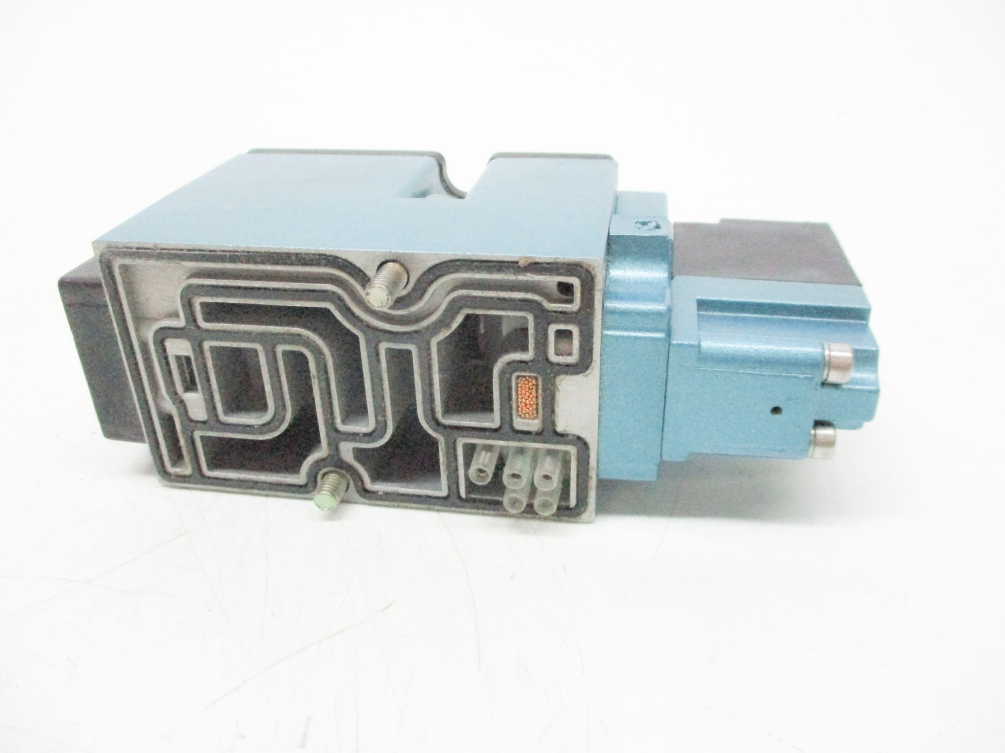 MAC 82A-AA-BAA-TM-DAAP-1DA 110/50V 120/60V 150PSI UNMP