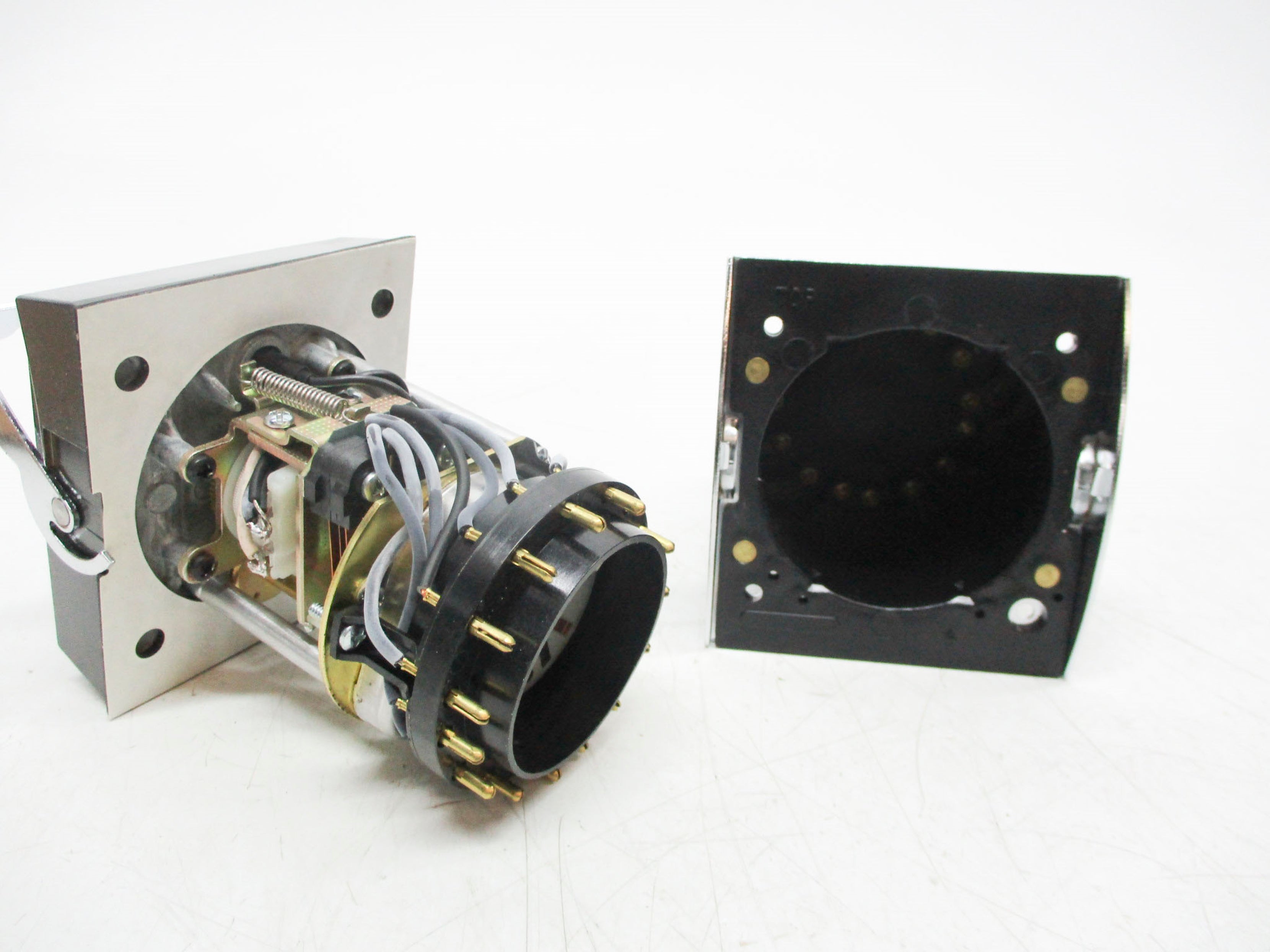 DANAHER CONTROLS HP56A6 0-60MIN NSMP