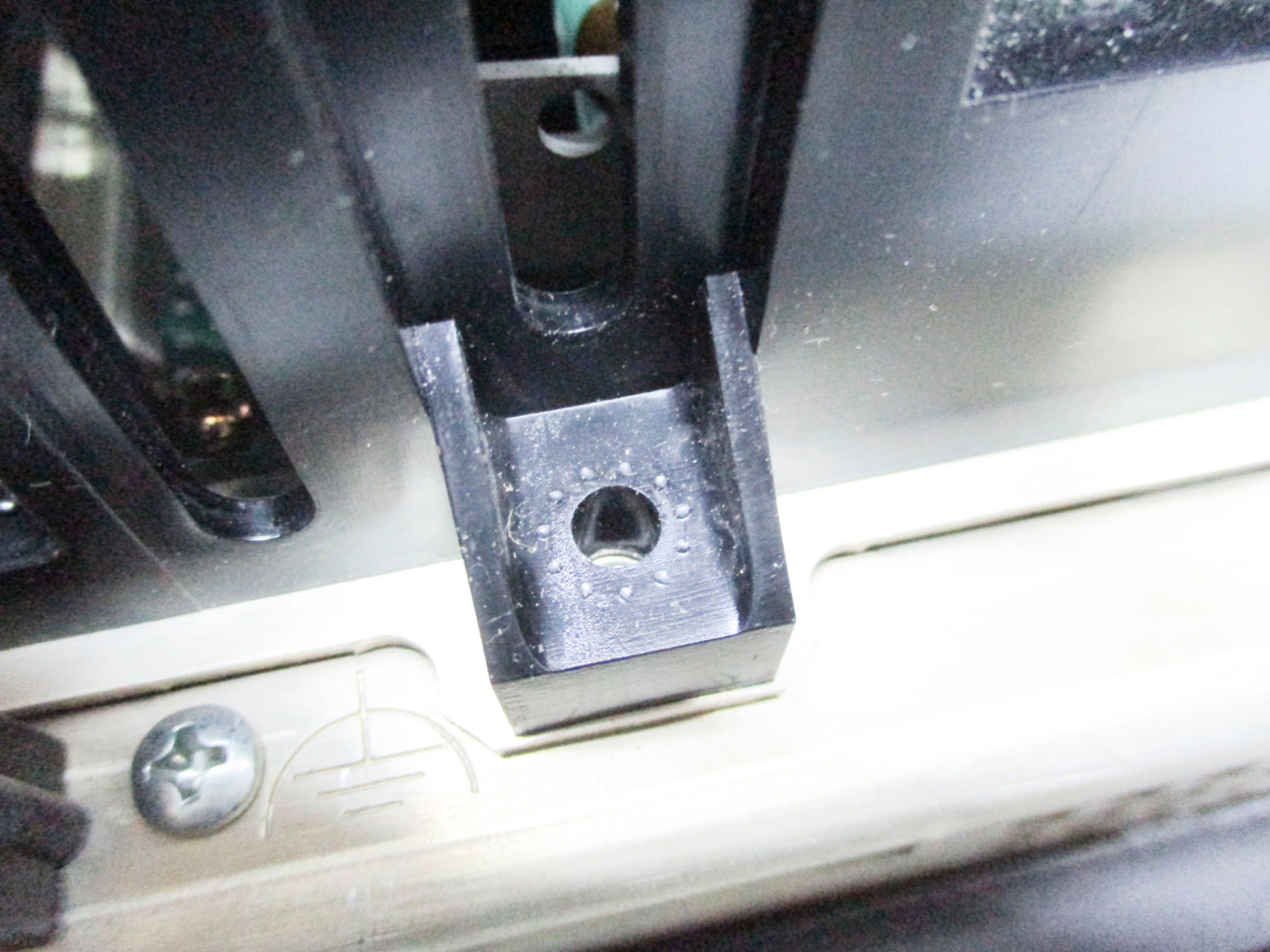 ALLEN BRADLEY 2711-B6C8 SER. B F/W: 4.21 (BR/WH) UNMP