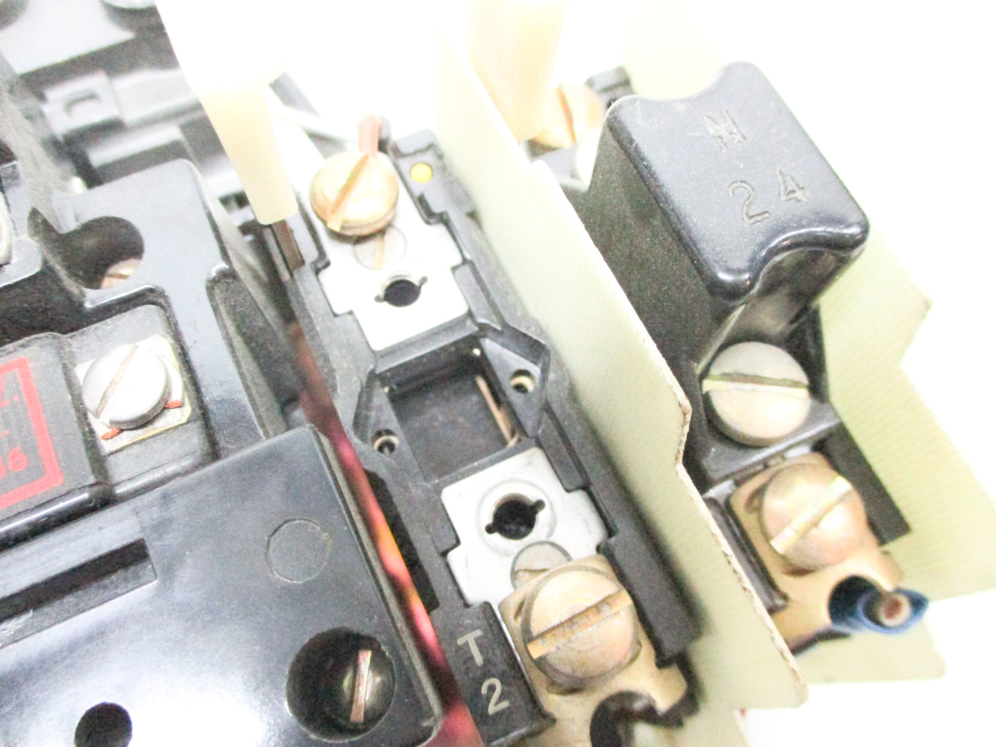 ALLEN BRADLEY 709-AOD103 120V SER. K UNMP