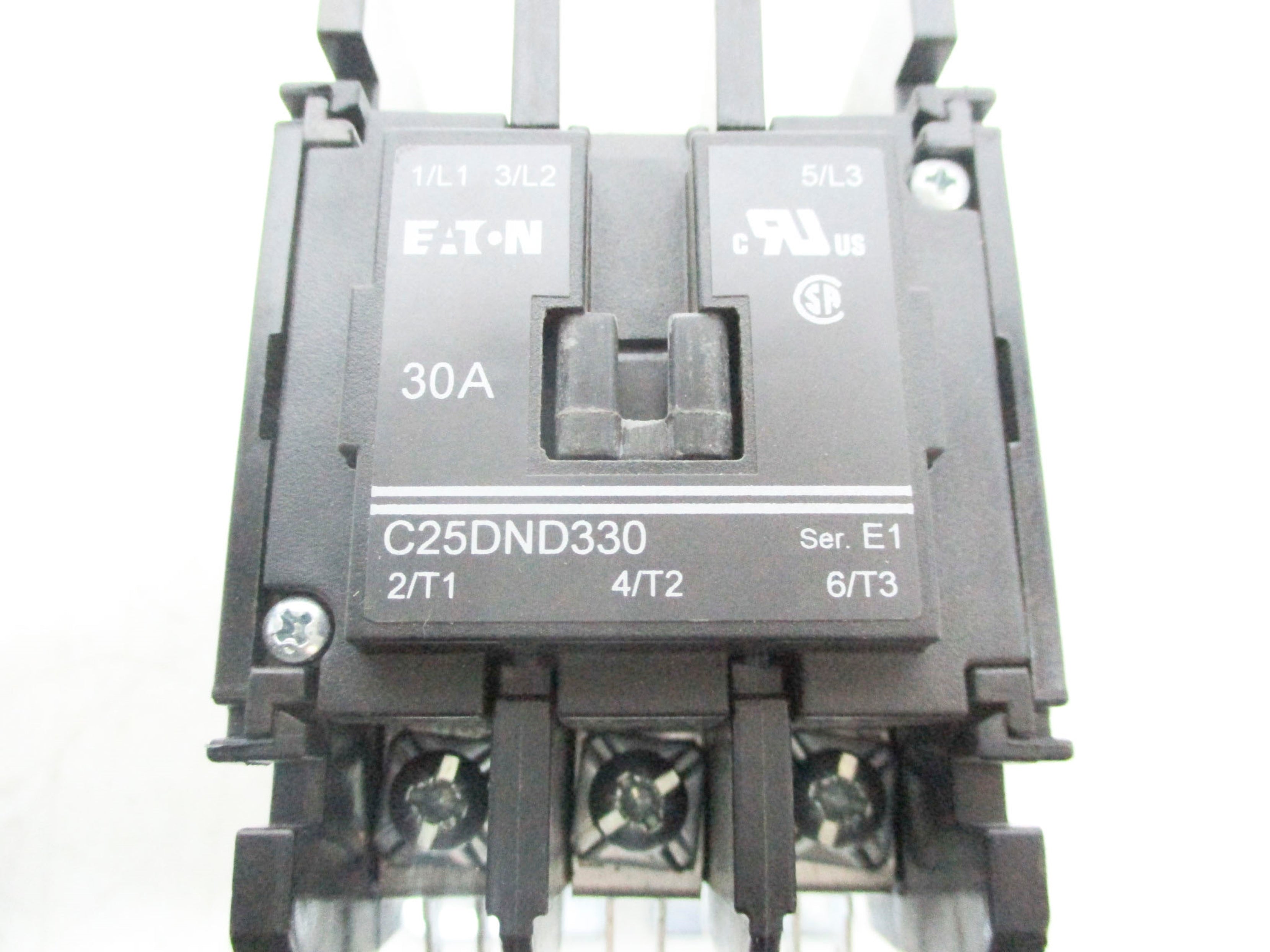 EATON C25DND330A SER. E1 110/120V NSMP