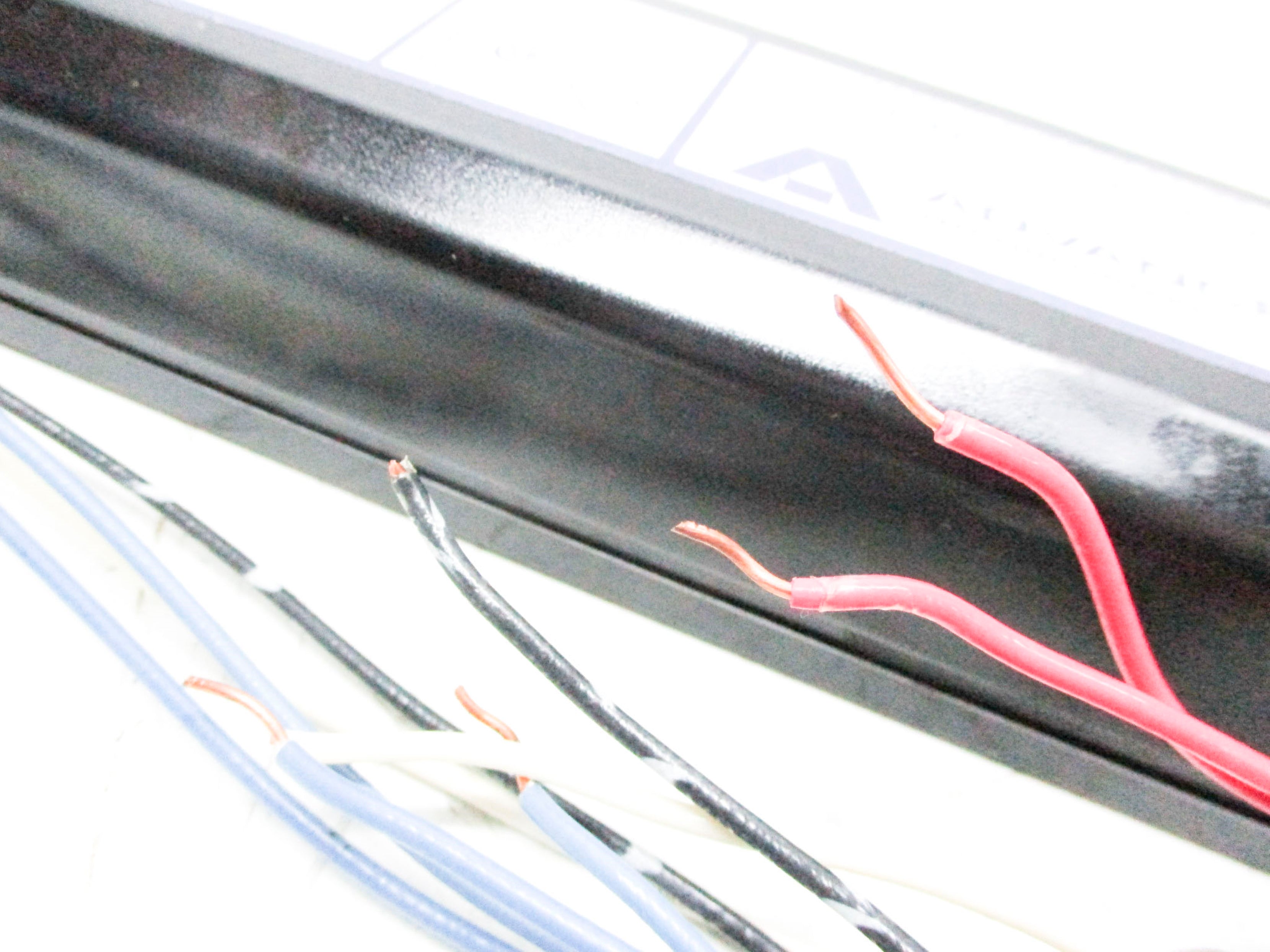 ADVANCE V-140-2-TP UNMP