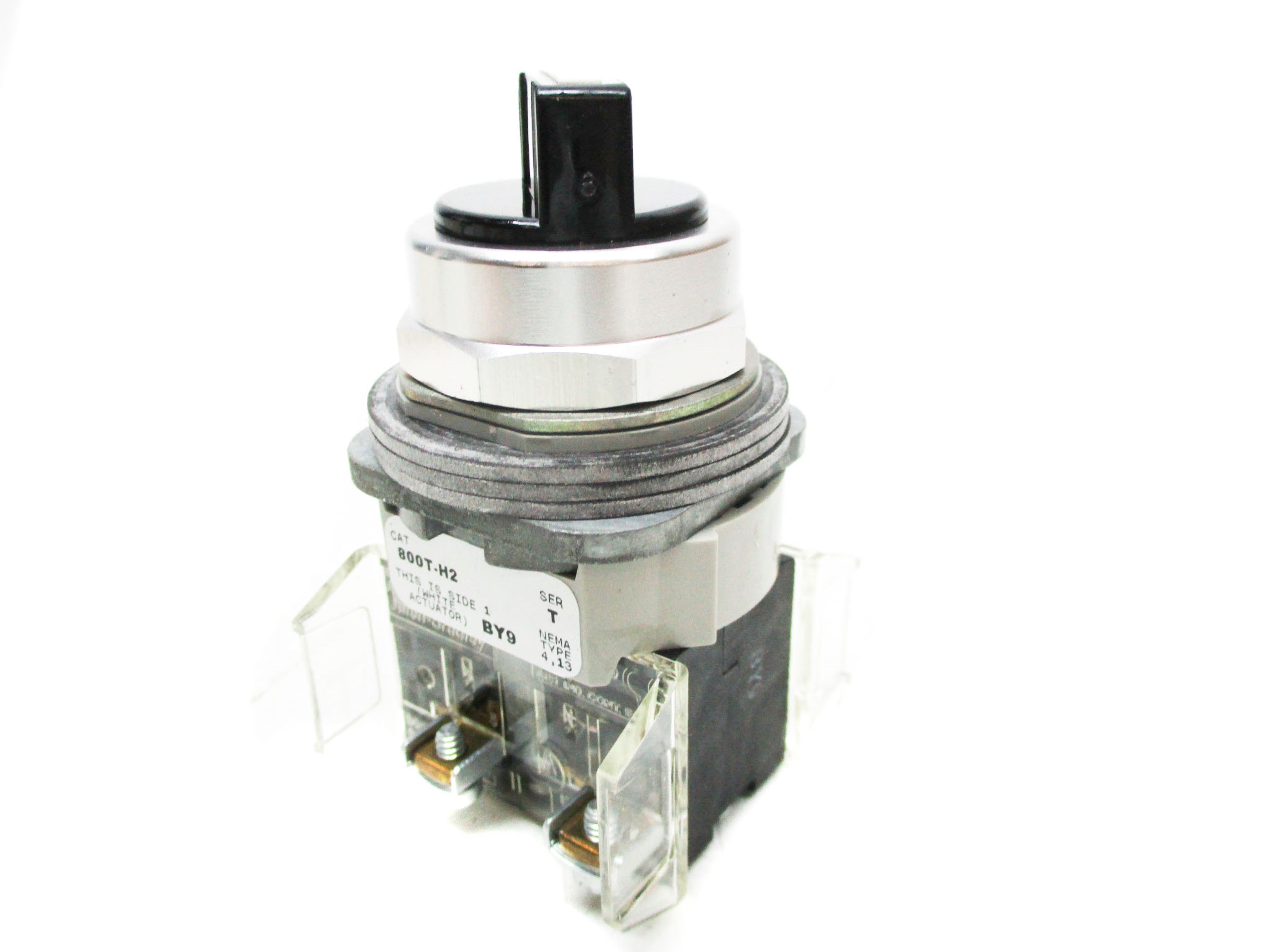 ALLEN BRADLEY 800T-H2D1 SER. T (WH) NSMP