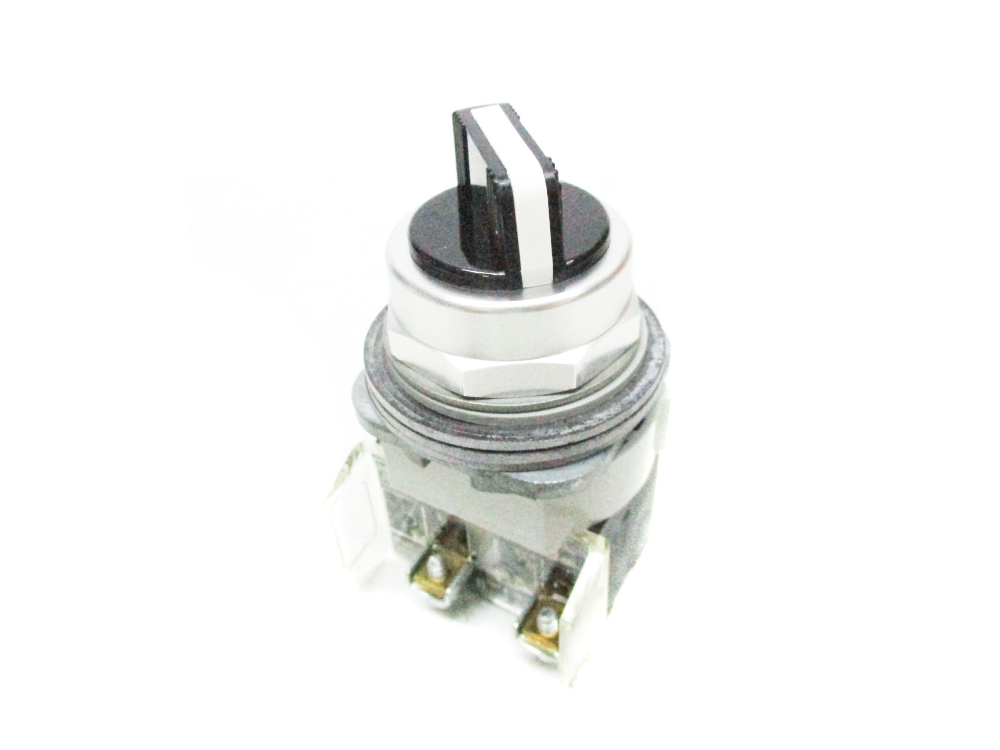 ALLEN BRADLEY 800T-H2D1 SER. T (WH) NSMP