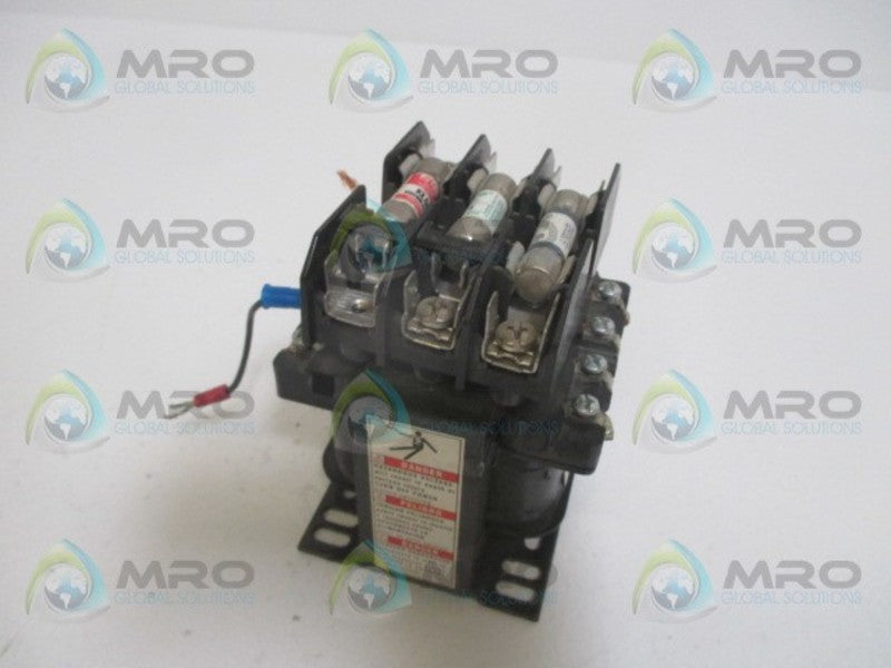 SQUARE D 9070TF100D23 TRANSFORMER *USED*