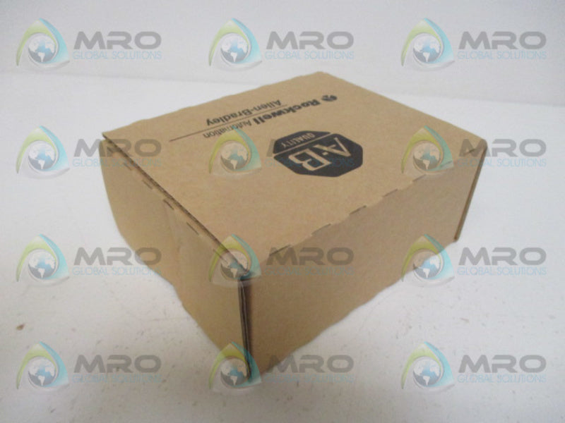 ALLEN BRADLEY 1769-OA16 SER. A F/W 3.1 DATE: 2015 *FACTORY SEALED*