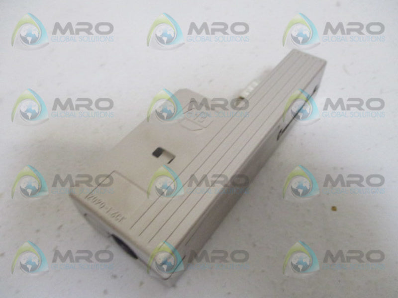 ALLEN BRADLEY 2090-K6CK-D15MF SER. B CONNECTOR KIT *NEW NO BOX*