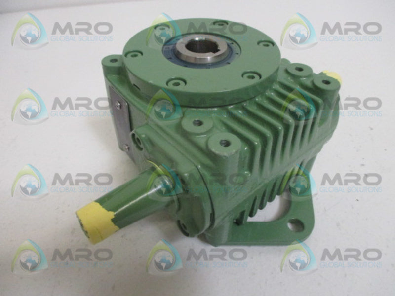 LENZE 52.106.04.00 *NEW NO BOX*