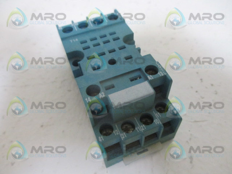 FINDER 94.74 RELAY SOCKET *NEW NO BOX*