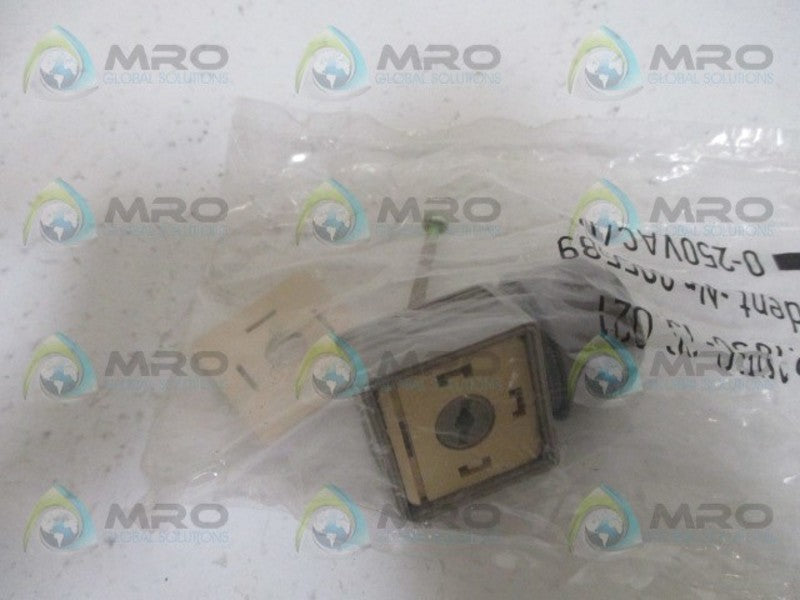 INDUSTRIAL MRO 1050-10.021 CONNECTOR HEAD 005589 0-250V *NEW IN FACTORY BAG*