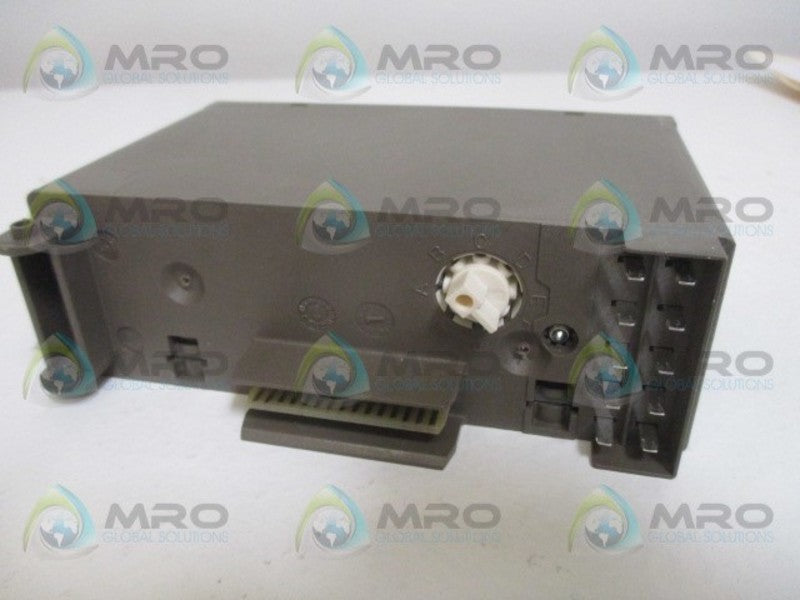 SIEMENS SIMATIC S5 6ES5421-8MA12 DIGITAL INPUT MODULE *NEW IN BOX*