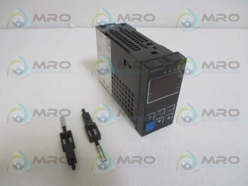 PMA KS40-108-9090M-D35 TEMPERATURE CONTROL *NEW IN BOX*