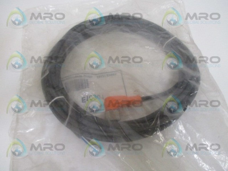 IFM EFECTOR E10901 FEMALE CONNECTOR CORDSET *NEW IN FACTORY BAG*
