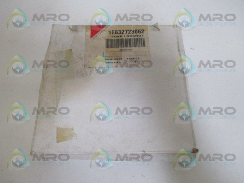 FISHER 1E832723062 YOKE LOCKNUT *NEW IN BOX*