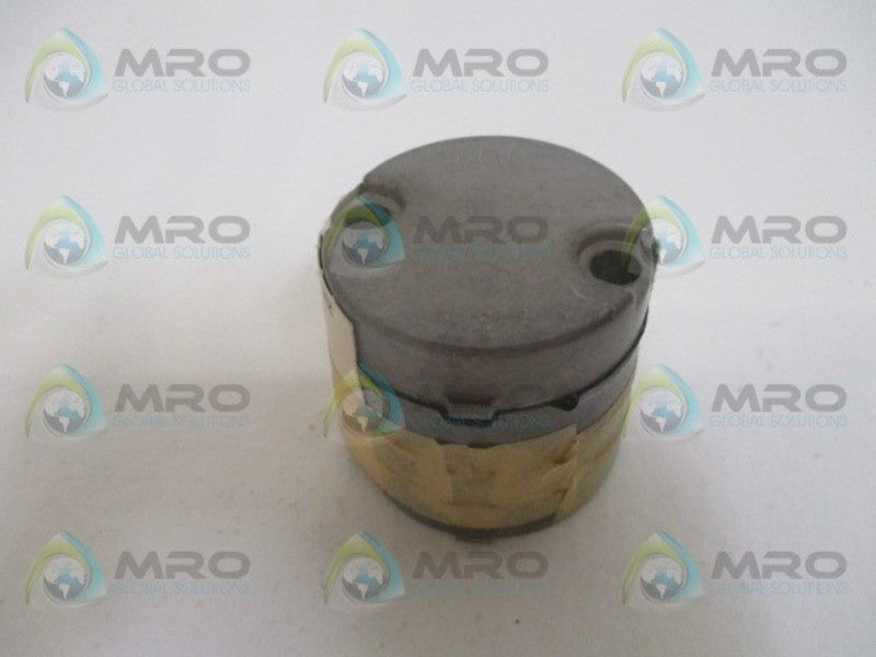 FISHER BU5997X00B2 PNEUMATIC RELAY *NEW NO BOX*