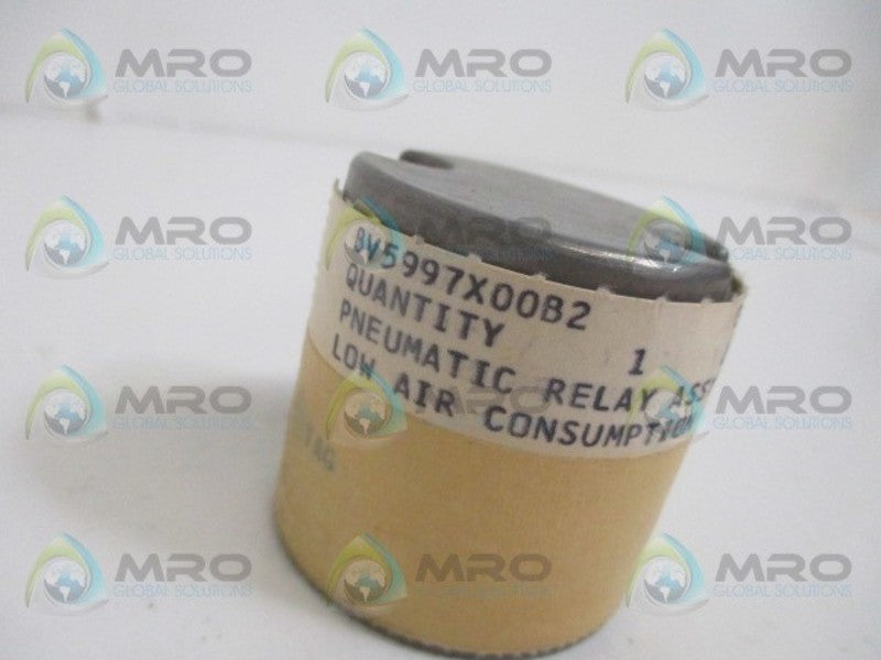 FISHER BU5997X00B2 PNEUMATIC RELAY *NEW NO BOX*