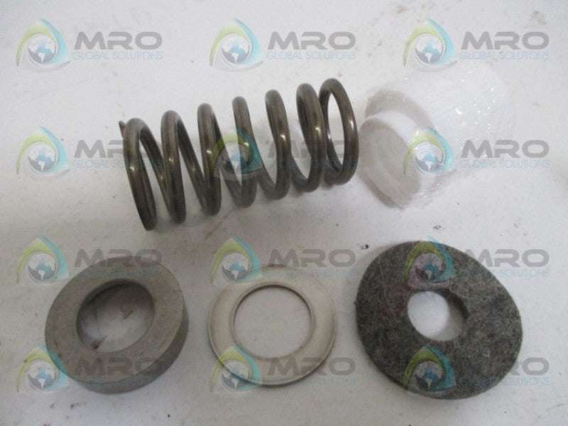 FISHER RPACKX00022 VALVE REPAIR KIT *NEW NO BOX*