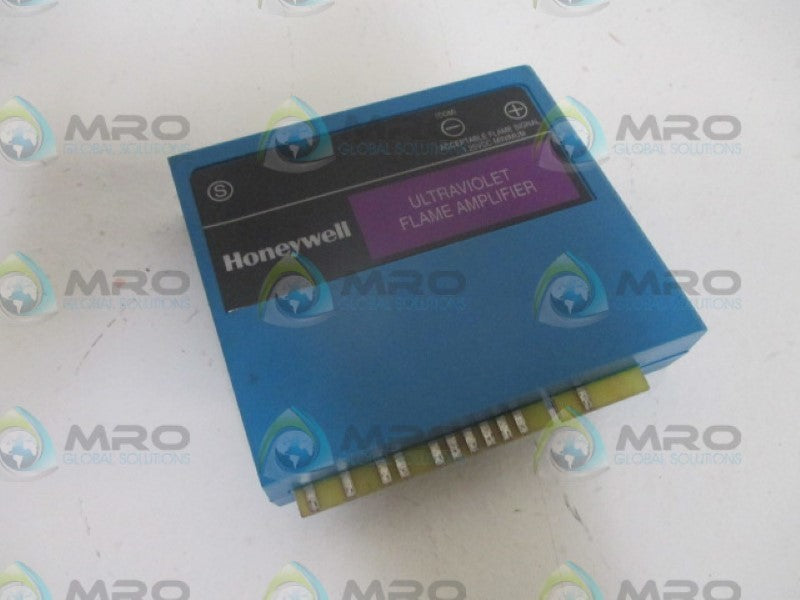 HONEYWELL R7849A1015 UV FLAME AMPLIFIER *USED*