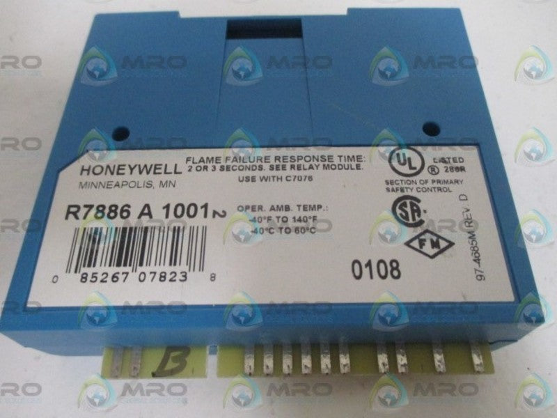 HONEYWELL R7886A1001 SELF CHECK UV FLAME AMPLIFIER *USED*