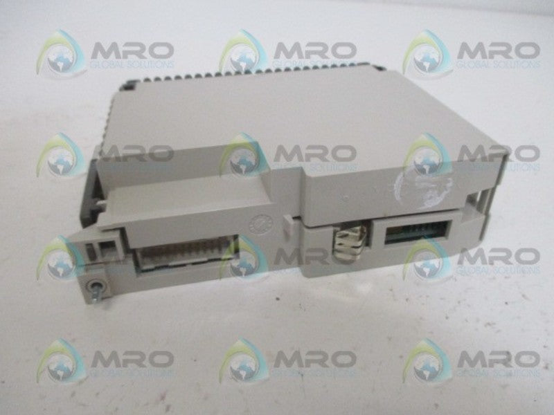 AEG SCHNEIDER AS-BDAP-218 OUTPUT MODULE *NEW IN BOX*