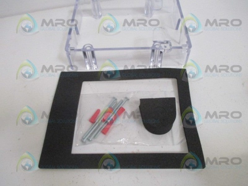 STI STI-3104 CONDUIT SPACER *NEW IN BOX*