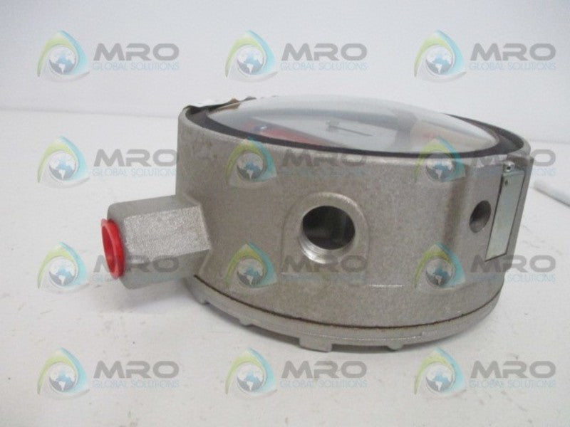 HONEYWELL C437H1001 GAS/AIR PRESSURE SWITCH *NEW IN BOX*