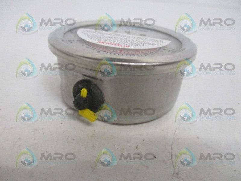 WINTERS PFQ798 PRESSURE GAUGE 30"-0-30PSI *NEW IN BOX*