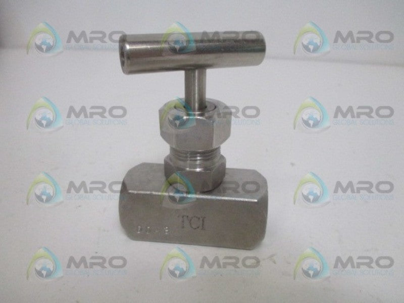 INDUSTRIAL MRO 15762616 VALVE *NEW NO BOX*