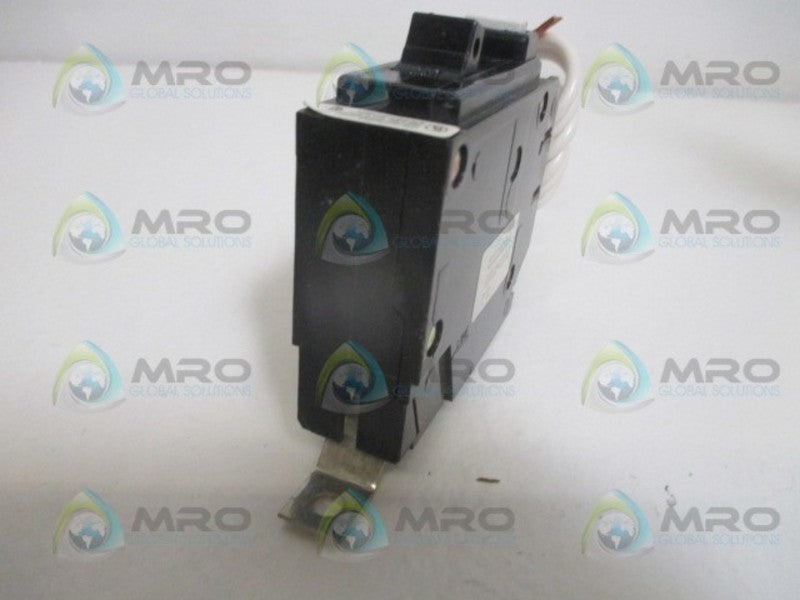 CUTLER HAMMER GFCBB120 CIRCUIT BREAKER 1P 20A 120VAC *NEW IN BOX*