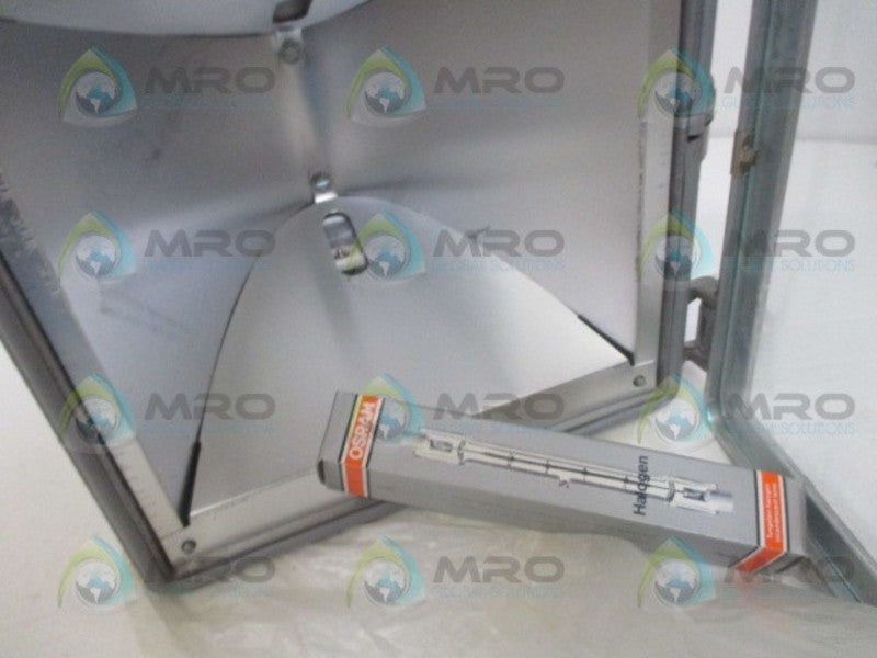 HUBBELL QL505L05 QUARTZLITER FLOOD LIGHT 120V *NEW IN BOX*