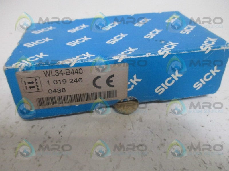 SICK WL34-B440 PHOTOELECTRIC SENSOR *NEW IN BOX*