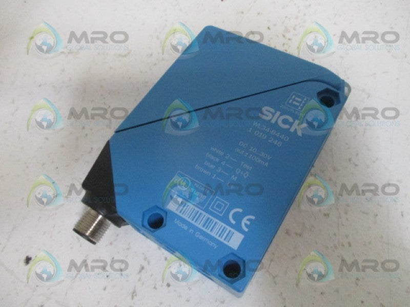 SICK WL34-B440 PHOTOELECTRIC SENSOR *NEW IN BOX*