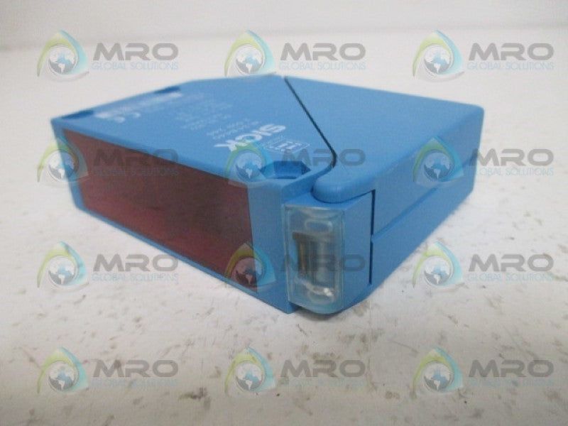 SICK WL34-B440 PHOTOELECTRIC SENSOR *NEW IN BOX*
