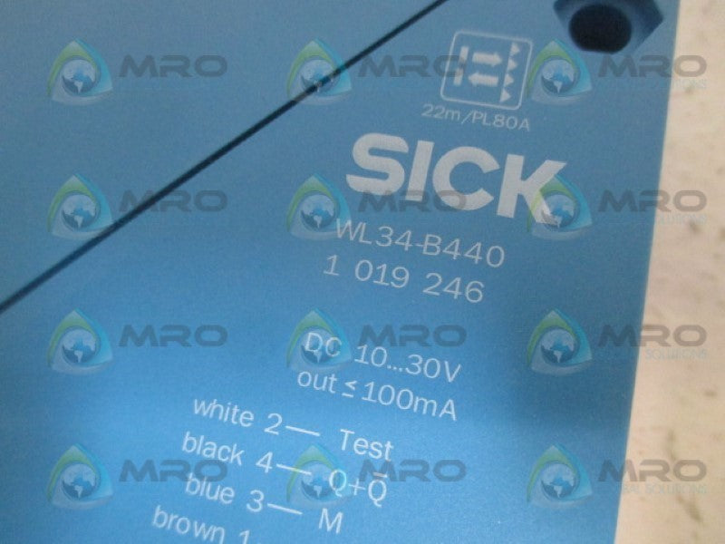 SICK WL34-B440 PHOTOELECTRIC SENSOR *NEW IN BOX*
