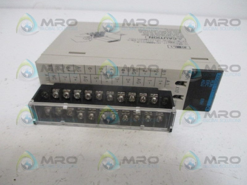 OMRON CS1W-AD081-V1 A/D UNIT *NEW NO BOX*