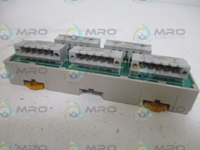 OMRON DCN1-3 T-PORT TAP BRANCH CONNECTOR  *USED*