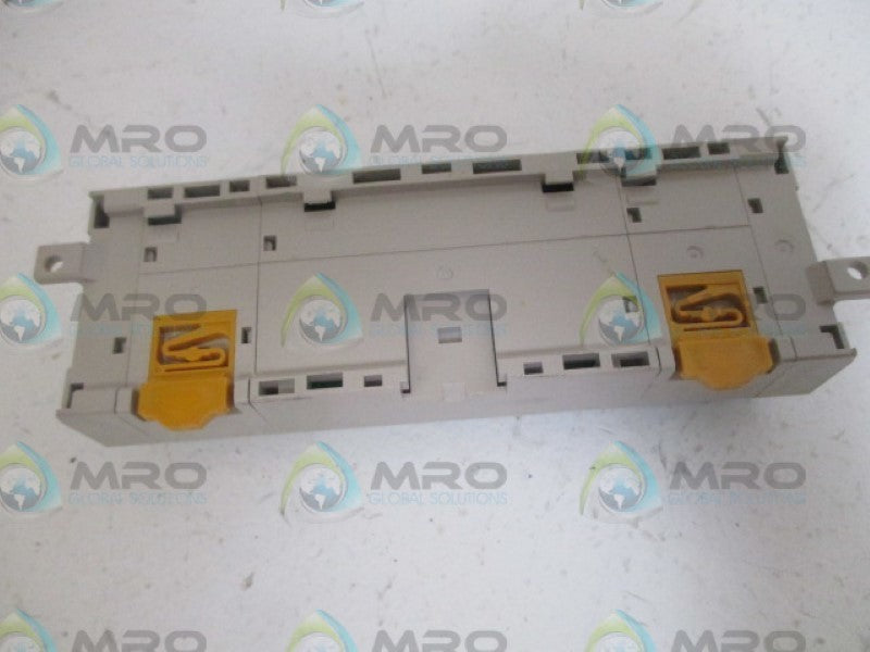 OMRON DCN1-3 T-PORT TAP BRANCH CONNECTOR  *USED*