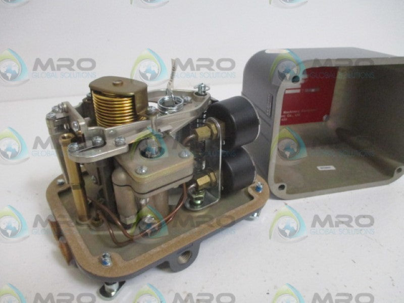 FISHER 3570 PNEUMATIC VALVE POSITIONER *NEW NO BOX*