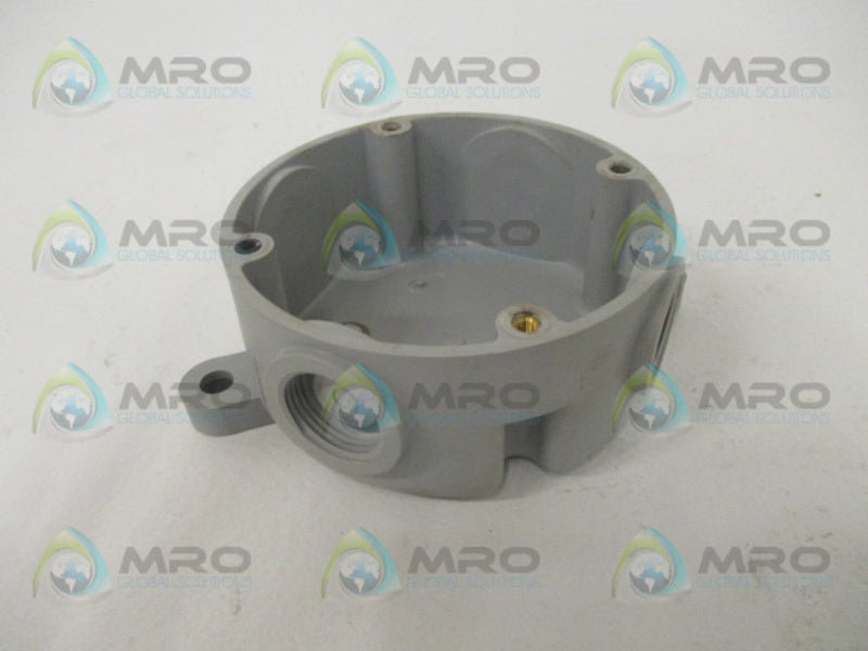 HUBBELL NVX CEILING MOUNT BOX (MISSING ACCESSORY) *NEW IN BOX*