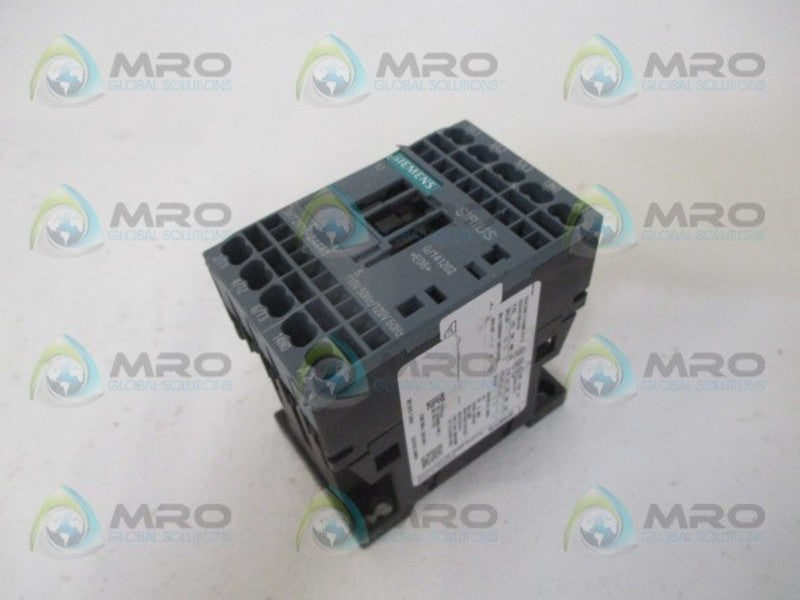 SIEMENS 3RT2015-2AK61 CONTACTOR *NEW NO BOX*