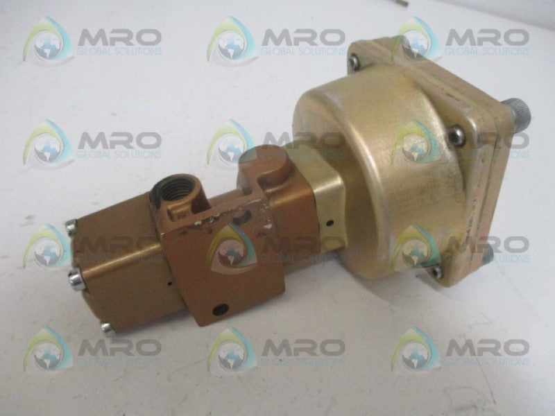 VERSA VALVE VSW-2301-31 PNEUMATIC VALVE *USED*