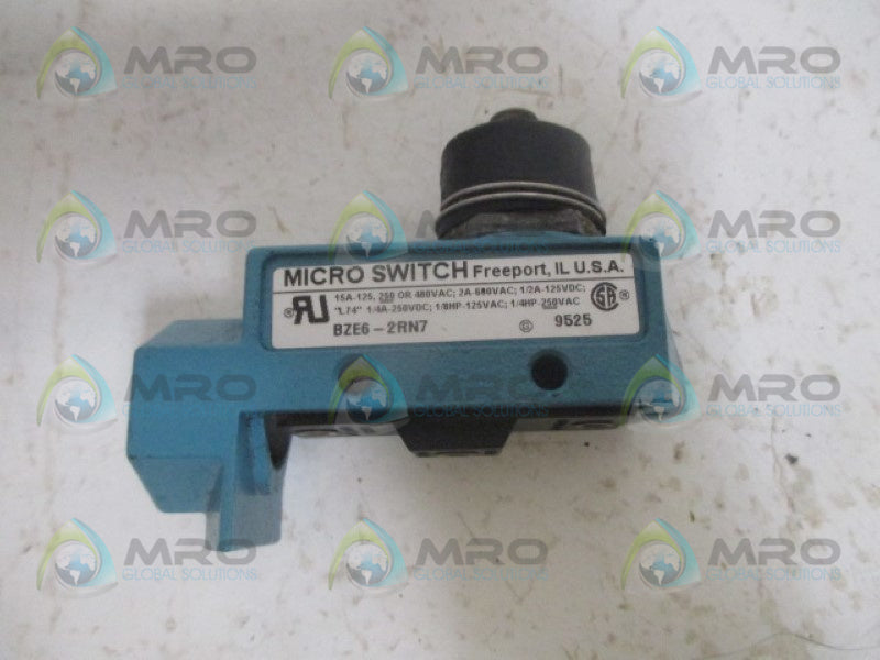 MICRO SWITCH BZE6-2RN7 (MISSING BASE) *USED*