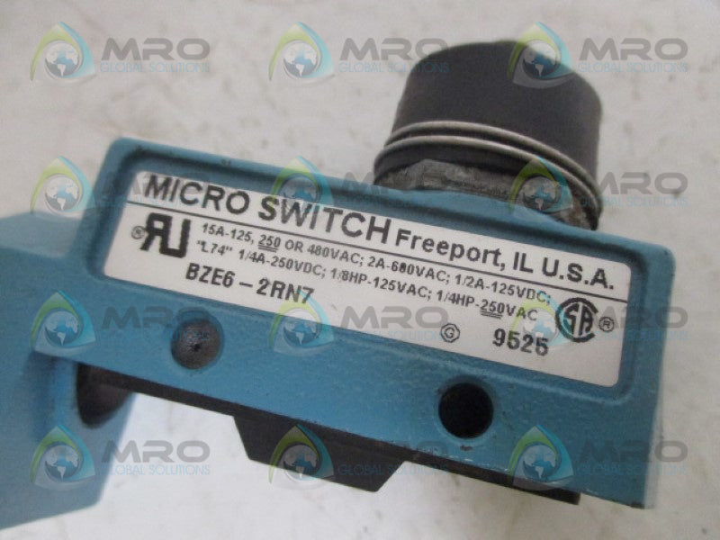 MICRO SWITCH BZE6-2RN7 (MISSING BASE) *USED*