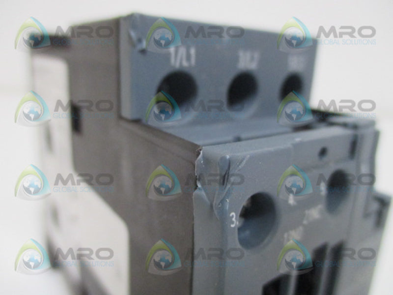 SIEMENS 3RT2025-1AC20 CONTACTOR (AS PICTURED) *USED*