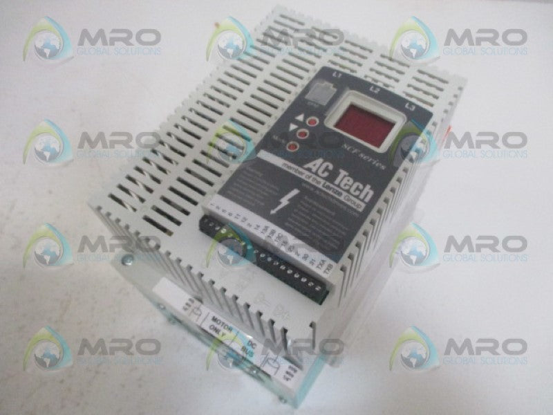 LENZE AC TECH SF250Y AC DRIVE 208/240V *NEW IN BOX*