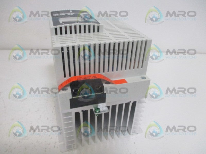 LENZE AC TECH SF250Y AC DRIVE 208/240V *NEW IN BOX*