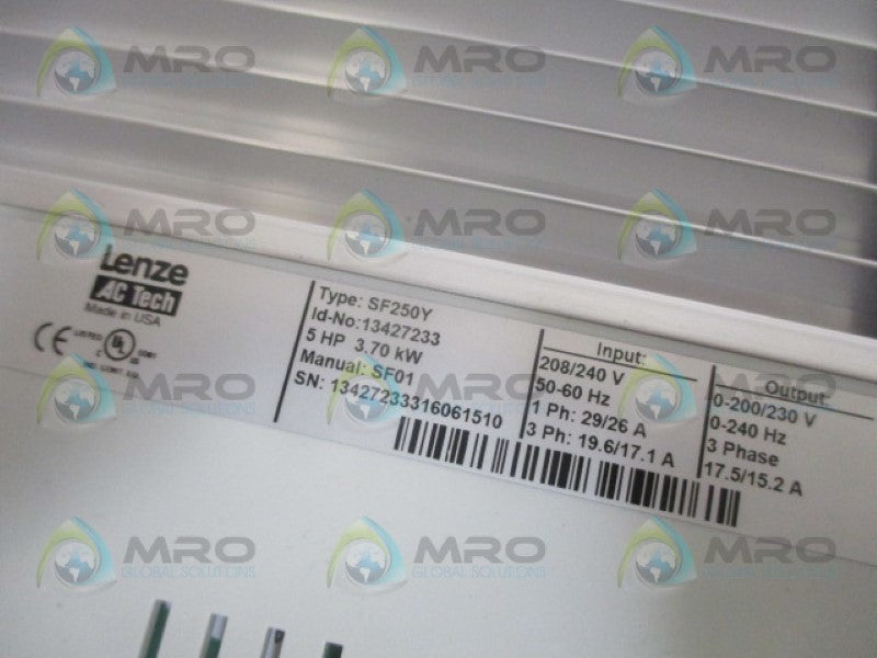 LENZE AC TECH SF250Y AC DRIVE 208/240V *NEW IN BOX*